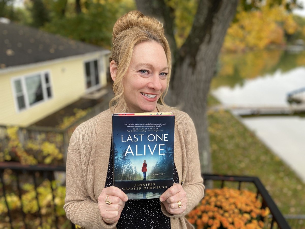 Happy #pubday to #JenniferDornbush on her #newrelease of #LASTONEALIVE, book three of #TheCoronersDaughterMysteries #series!

Read Jennifer's Dear Readers letter here: buff.ly/3Mfd1E1 
Available today in hardcover, paperback, eBook, and audiobook: buff.ly/3R3OTqQ