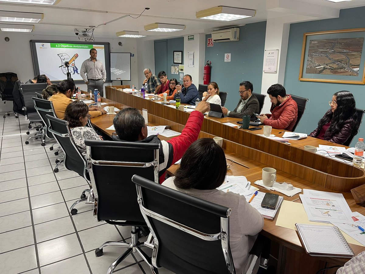 SCALA_SA_de_CV's tweet photo. Iniciamos el camino a nuestra certificación TRINORMA a nivel internacional que abarca la seguridad en el trabajo (ISO 45001:2018), el medio ambiente (ISO 14001:2015) y la calidad en el servicio (ISO 9001:2015).

¡Vamos por un logro más! 💪👏
#Trinorma https://t.co/xw8AcwUE9G