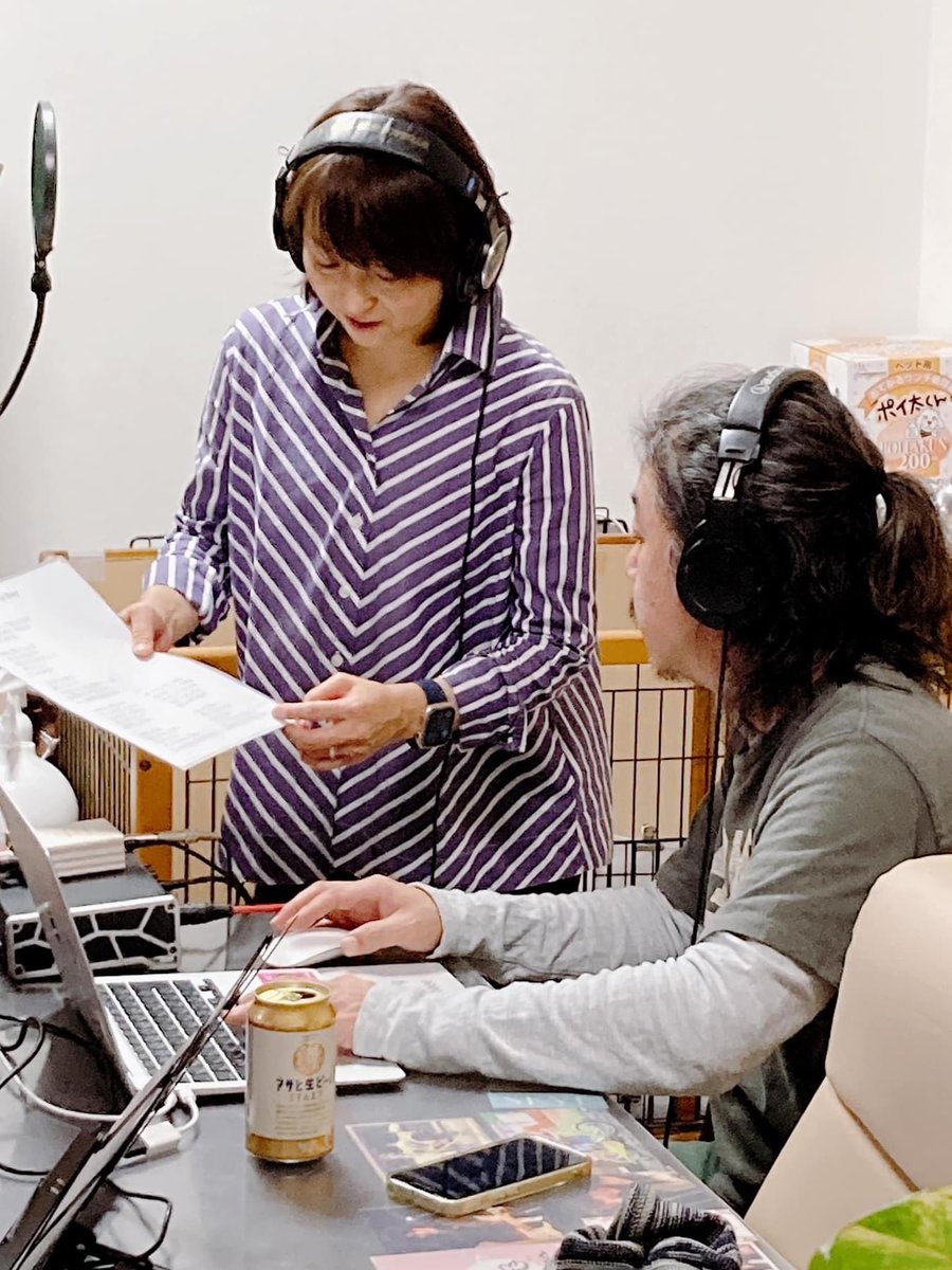 pena_daisaku's tweet photo. レコーディングって
楽しいよなー😍🎵
打ち上げも含めて❤️
とりあえずやる事はやった
後はエンジニア君頼み❣️
#MayBeMay https://t.co/KaW732Bmiy