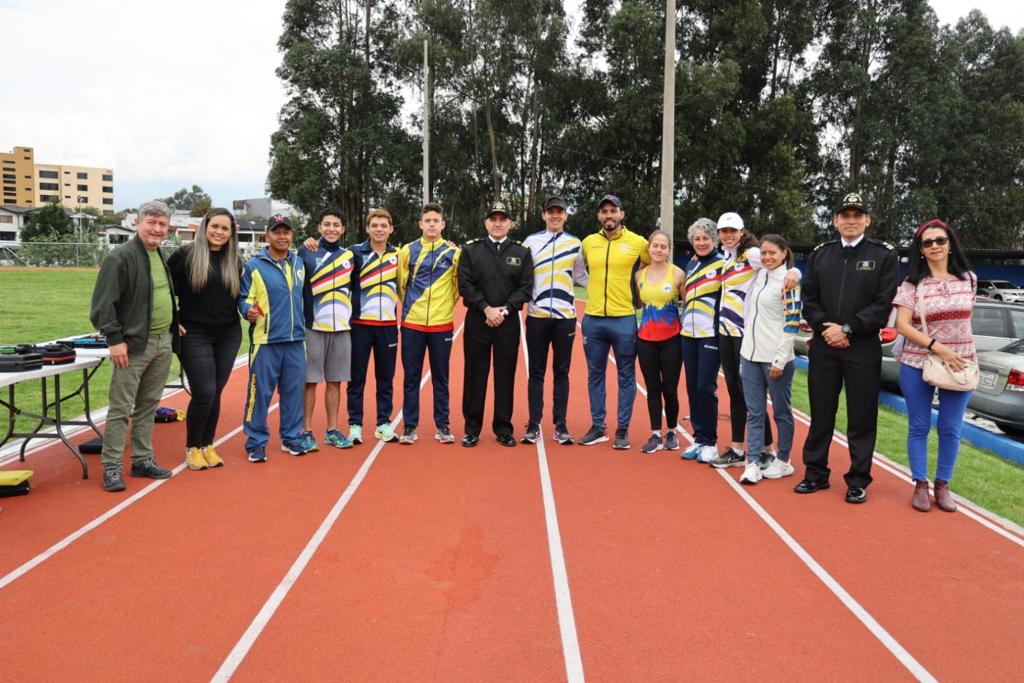 armada_ecuador tweet picture