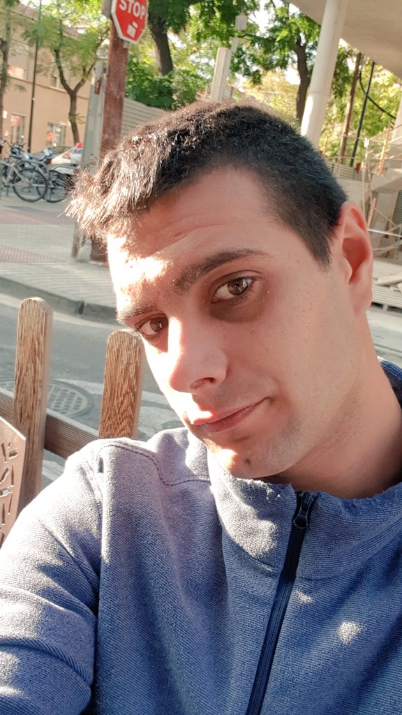 BadiaJavi2003's tweet photo. #𝙋𝙖𝙧𝙖𝙏𝙞𝙞𝙞 
_/_/_/_/_/_/_/
#PARATI 
#JaviBadiaCancionesPrivada https://t.co/0wmYA2b6Ud