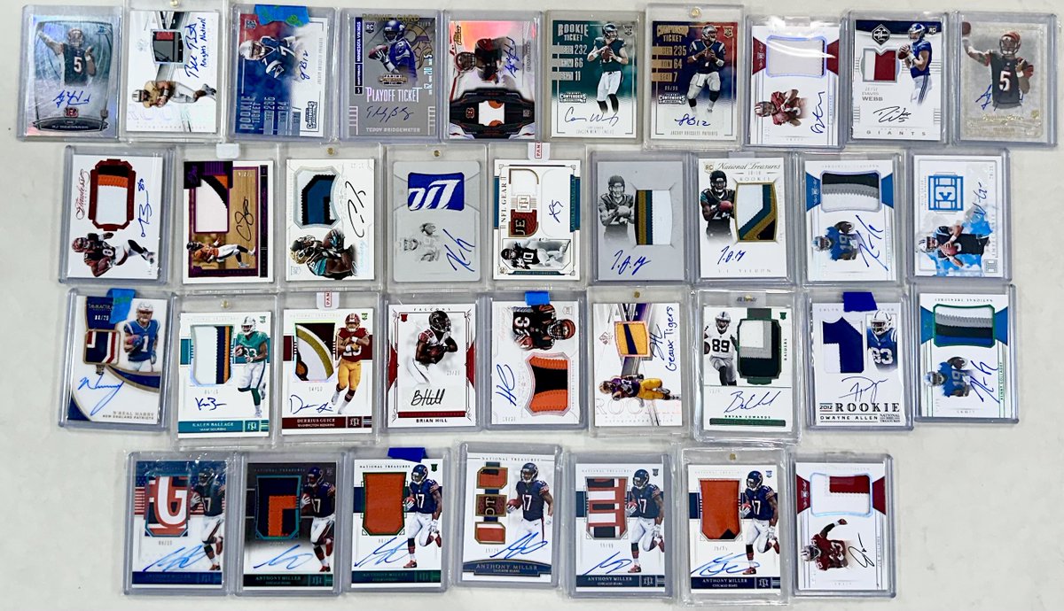 FootballConnec5's tweet photo. #sportscards

Anyone looking to buy lots? Got a 155 card lot that sold and buyer never paid. Trying to avoid a relist &amp; wait. 

Its all high end rookie autos https://t.co/NHa4zBt3CY