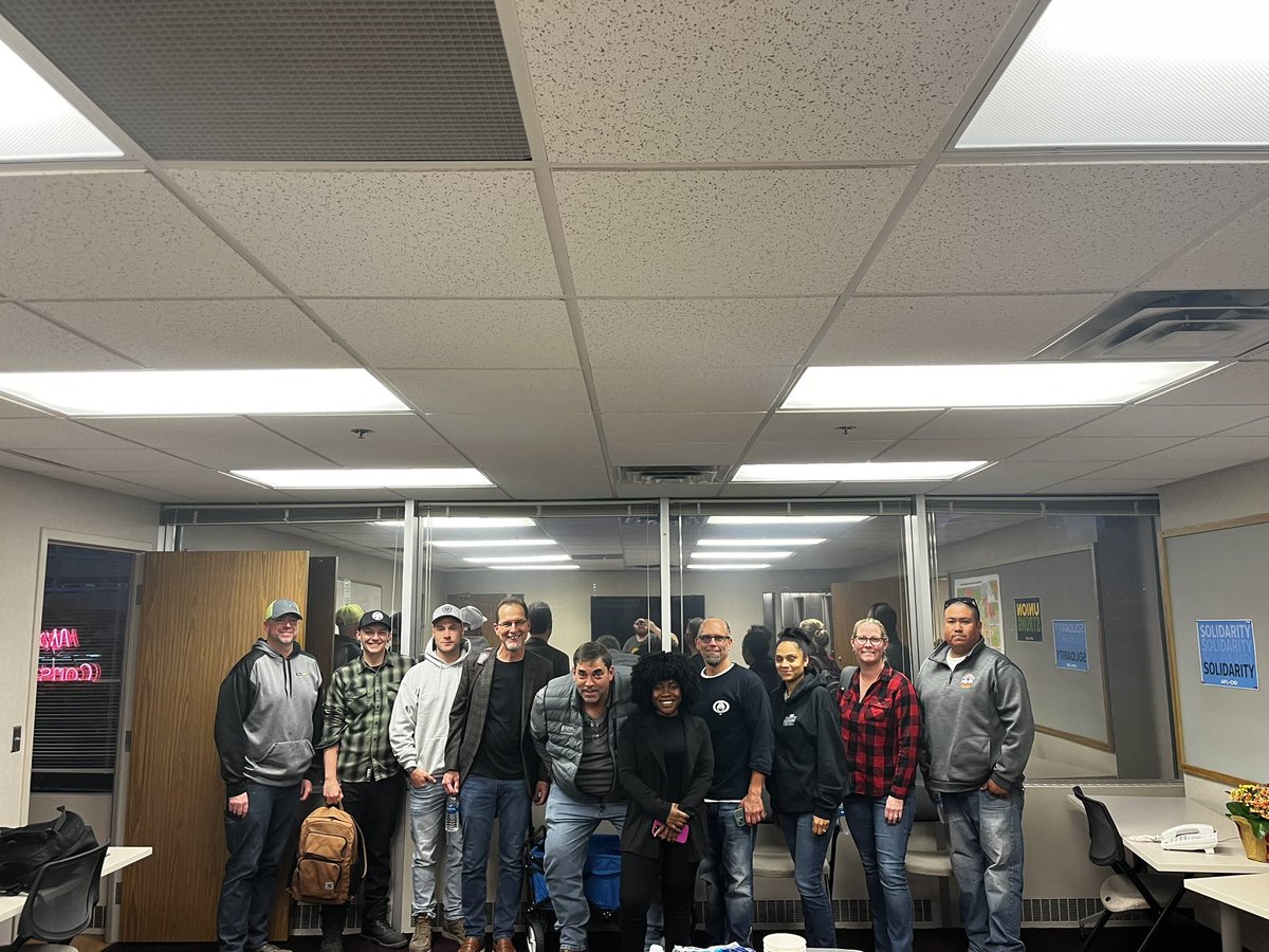 LIUNAMinnesota's tweet photo. Last week, over 25 volunteers from #LIUNA, IUPAT and STP Labor Fed and the @MPLSRLF called voters in the Stillwater and Osseo school districts. We asked neighbors to vote โYesโ on upcoming referendums to invest in improving facilities for safer and stronger schools. #FixMN https://t.co/PGLxYti778