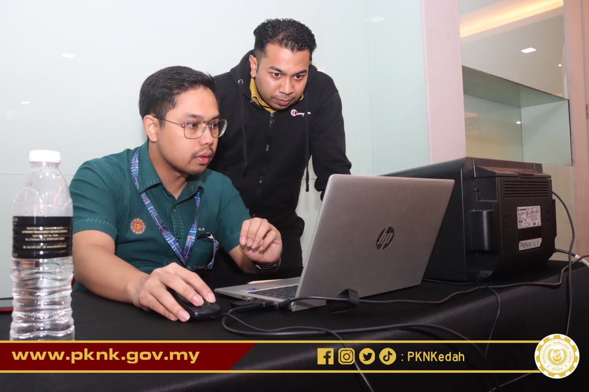 pknkedah's tweet photo. Objektif bengkel ini adalah bagi membincangkan dan merumuskan deraf Bajet PKNK Tahun 2024 sebelum dibentangkan untuk kelulusan oleh Ahli- Ahli Perbadanan. https://t.co/8dkCY2IGHz