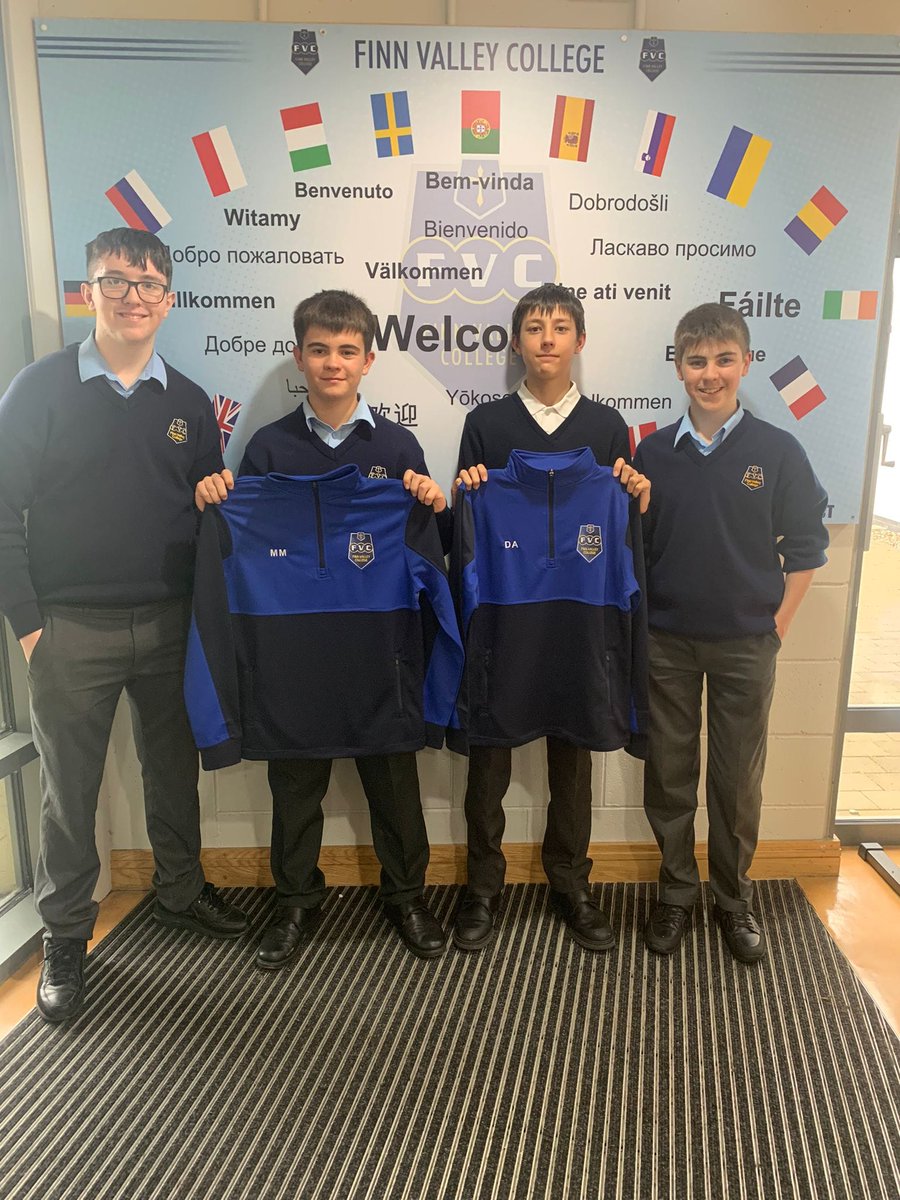 IrlandesasLeioa's tweet photo. Algunos de nuestros alumnos han compartido🫂☺️ recientemente experiencias enriquecedoras e inolvidables con alumnos de Irlanda🇮🇪☘️.
¡Antes, ahora y siempre con el Inglés 🗣️como seña de identidad y parte del ADN🧬 de nuestro colegio🏫!
#irishexperience #learningenglishisfun https://t.co/Pvr7W4iq90