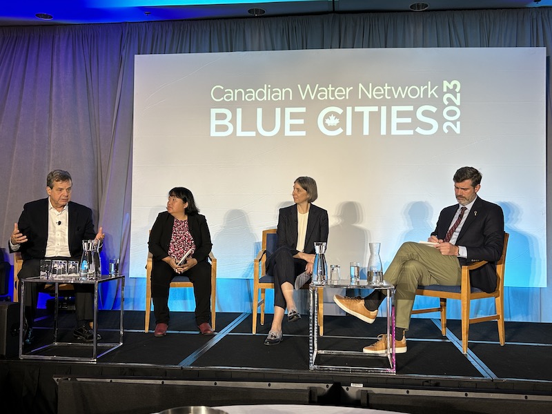 #BlueCities2023 panel unpacked how housing affordability, climate change & more are shaping urban planning & water management. Candid insights from top decision-makers! Key takeaway: It's time for a shared vision & aligned approach! 👏 @CdnWaterNetwork