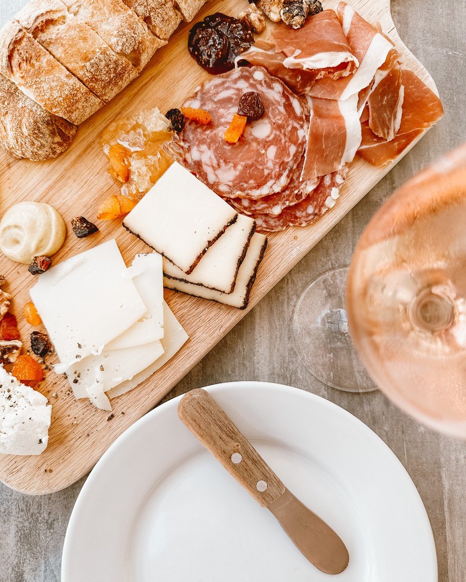 "Toast to the good life with charcuterie and rosé at Margerum Tasting Room! ✨"

📷 by @thehotelsantabarbara 

#fallinlove #pairings #winetasting #thegoodlife #summerflashback