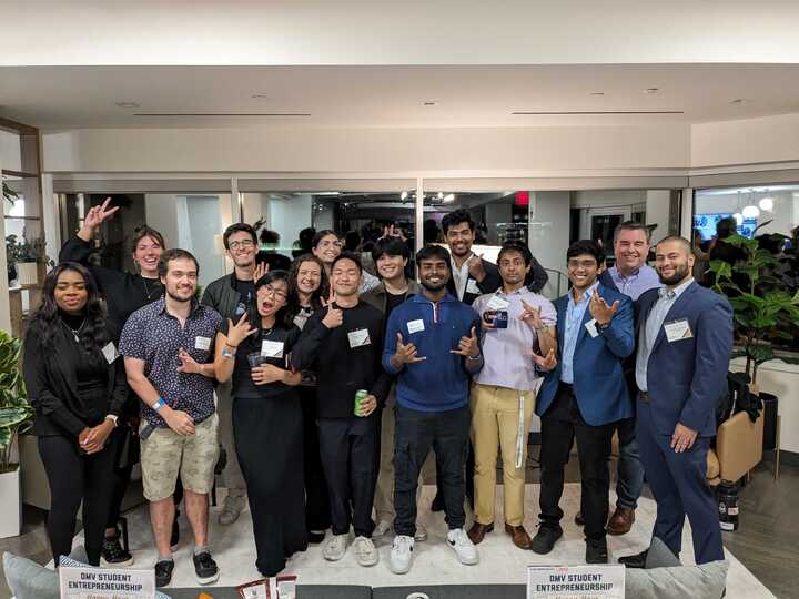 UMD_Dingman's tweet photo. 🎉 Thank you for joining us at the DCSW Happy Hour with GWU! 🥂

We hope you had a fantastic time networking, sharing ideas, and enjoying great company. We can't wait to see you at our future events!🌟

#DCSWHappyHour #Networking #GWU #ThankYou https://t.co/EcwPwKPmQw