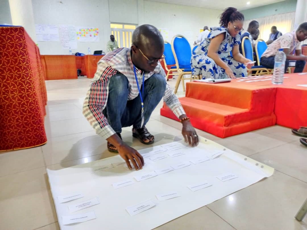 NLinSenegal's tweet image. Selon Mor N. DIOP, de la Fédération des AgroPasteurs de Diender (FAPD), sa formation auprès de @WUR  lui a permis de découvrir le fonctionnement d&apos;une exploitation agricole - production, commercialisation, chaîne de valeurs. Très belle expérience. @NufficGD #ORANGEKNOWLEDGE