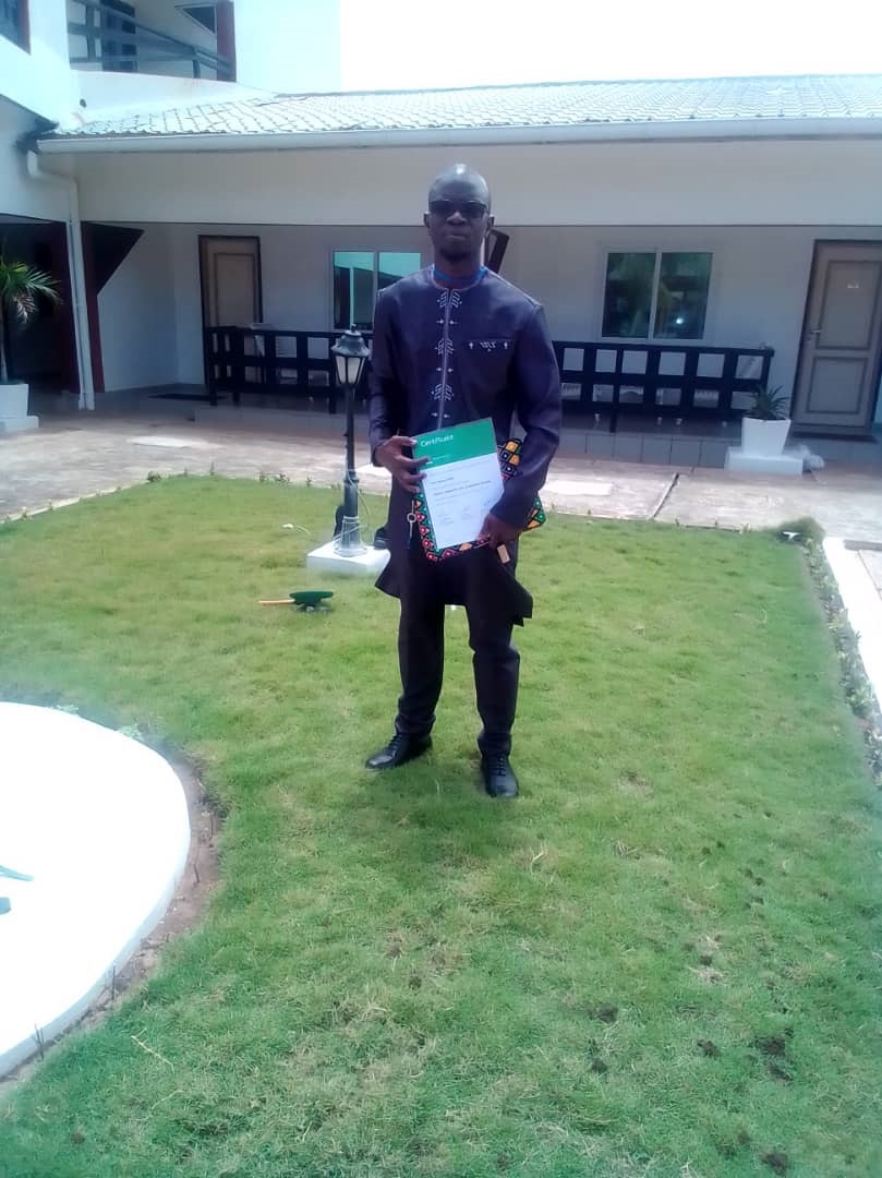 NLinSenegal's tweet image. Selon Mor N. DIOP, de la Fédération des AgroPasteurs de Diender (FAPD), sa formation auprès de @WUR  lui a permis de découvrir le fonctionnement d&apos;une exploitation agricole - production, commercialisation, chaîne de valeurs. Très belle expérience. @NufficGD #ORANGEKNOWLEDGE