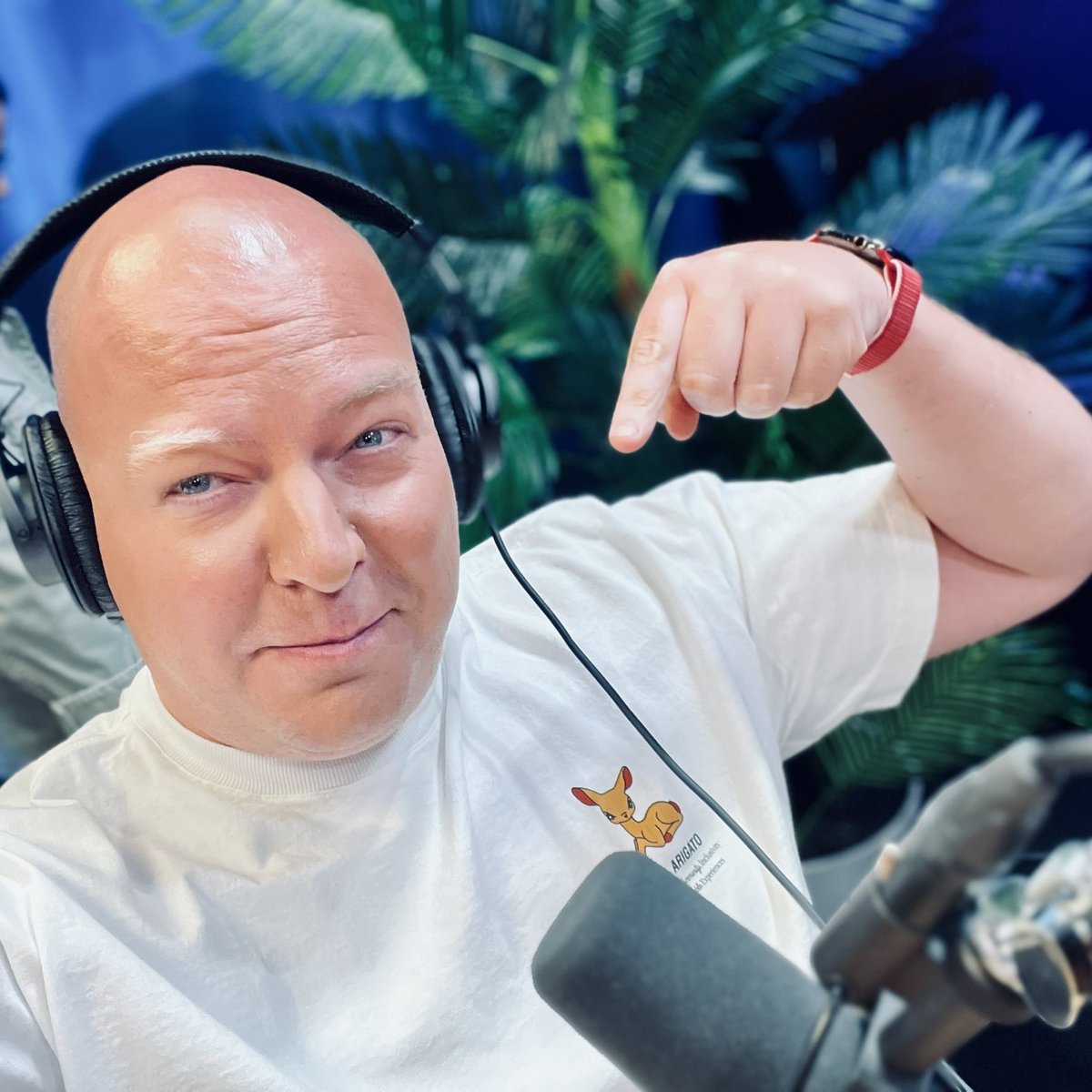 🚨TENSO: Nota oficial do Frank a respeito da longa manutenção:

"Sorry galera eu tropecei on the caboskkkkkkkkk"