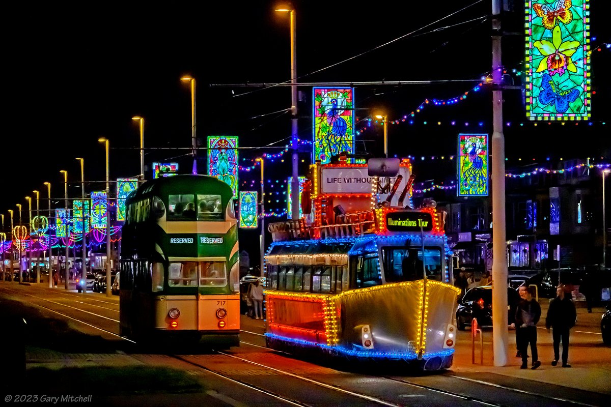 BplHeritageTram's tweet photo. Illuminated Trams + Illuminations = some amazing photos 📸

Thank you Gary Mitchell for your work capturing our trams in all their glory 😊 https://t.co/QNrVAed1GP