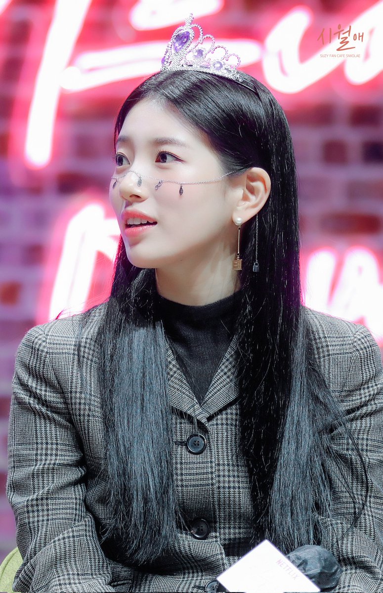 231018 넷플릭스 드라마 <이두나!> 쉐어하우스 홈파티 수지 #수지 #SUZY #이두나 #LEEDONA #DOONA #넷플릭스 #NetflixTranslate post