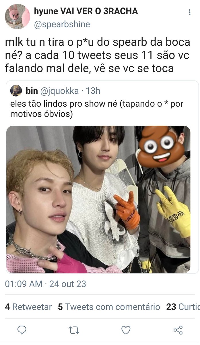 sungiecode's tweet image. Misunderstood • Changjin au

Onde Hyunjin defende seu rapper preferido, SPEARB, de um hater no twitter, sem saber que estava discutindo com o próprio rapper

ou

Changbin começa a fazer piada de si mesmo em sua conta secreta do twitter e encontra um fã muito bonito o defendendo