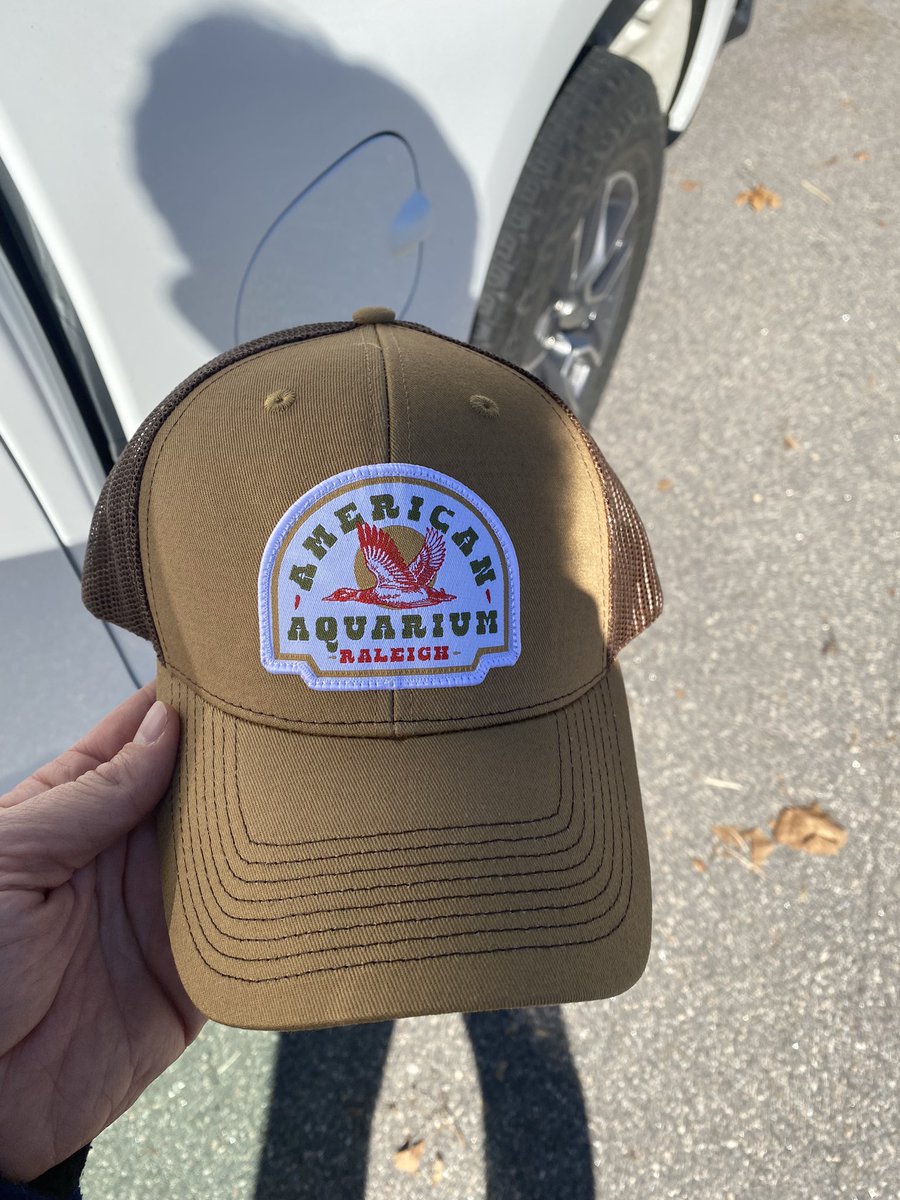 Granted it was within same county, but ordered this Sunday evening from <a href="/USAquarium/">American Aquarium</a>, who packaged, shipped and delivered it to my doorstep by lunch Tuesday. And with a handwritten thank you note from <a href="/BJBarhamTweets/">BJ Barham</a> 👏🏻👏🏻👏🏻
 
That’s how you run an independent business, y’all!