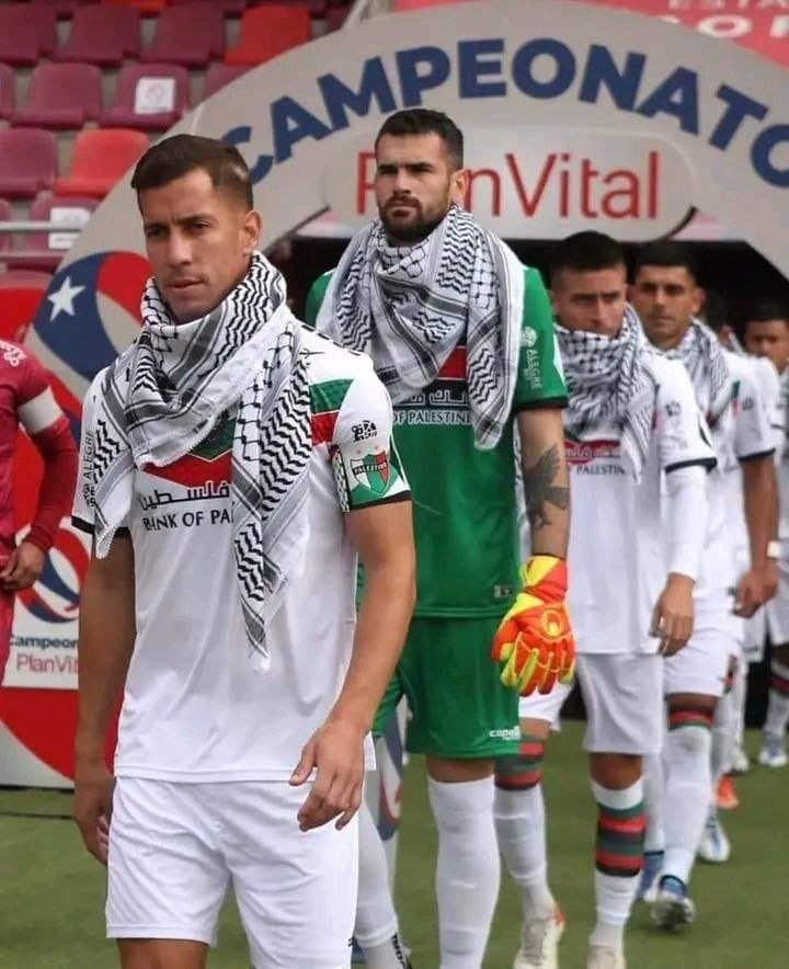 selección de fútbol de chile✌️

#Gaza
#Palestine
#DebatesTRO
