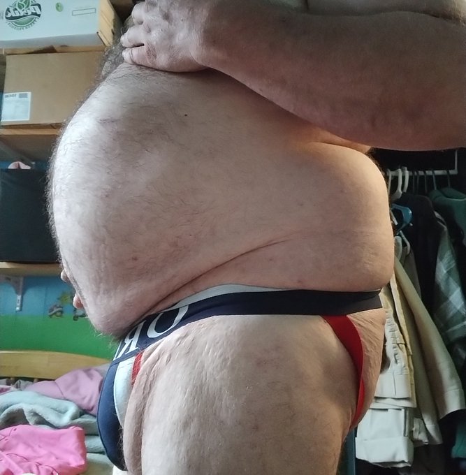 Tummy Tuesday 😋 https://t.co/IO1Ltzm6EJ