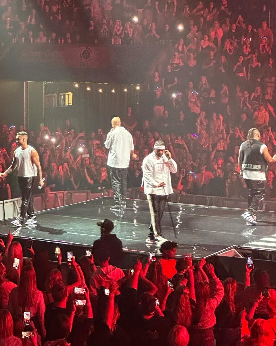 imagines_the's tweet photo. @JLSOfficial @Oritse @JBGill @MarvinHumes @AstonMerrygold  the only bad part about last night was that it ended 😫 missing it already! https://t.co/X4oYIryxPJ