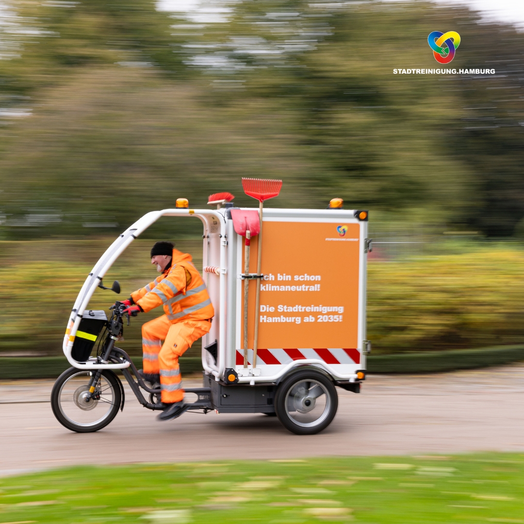 Wir ziehen Bilanz zur #Sommerreinigung! Schwerpunktthemen sind die #CleanSchnacks und die Arbeit der WasteWatcher+, unsere Maßnahmen und Kampagnen zur #Stadtsauberkeit und die erfolgreiche erste Saison #Schilderreinigung sowie die Reinigung im Planten un Blomen.
Tschüss Sommer!👋