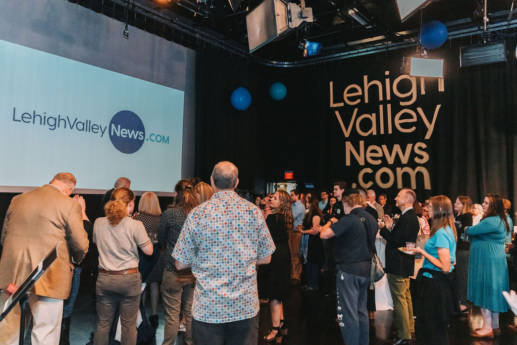 LBJMediaLLC's tweet photo. Great memories and smiles from @Lvnewsdotcom anniversary celebration. πΈ Thank you for the opportunity to capture this special moment for you. π #LBJMedia #WhatsYourStory #EventPhotographer https://t.co/R0eZ7R8VJr