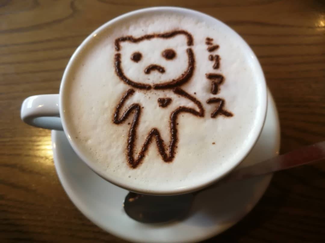 EririnTrap's tweet photo. BUCK-TICKのコラボカフェ行ったときの写真出てきた…

このときは、出産後職場復帰をしようと思ったら、理不尽にクビを宣告された帰り道でした…

また、育児が落ち着いたらLIVEにまた参戦しようと思っていたのに…

でも曲は残り続けるし、CDも聴きまくります！！！

ずぅっと生きつづけるんだ！ https://t.co/GN1TdNAUEC