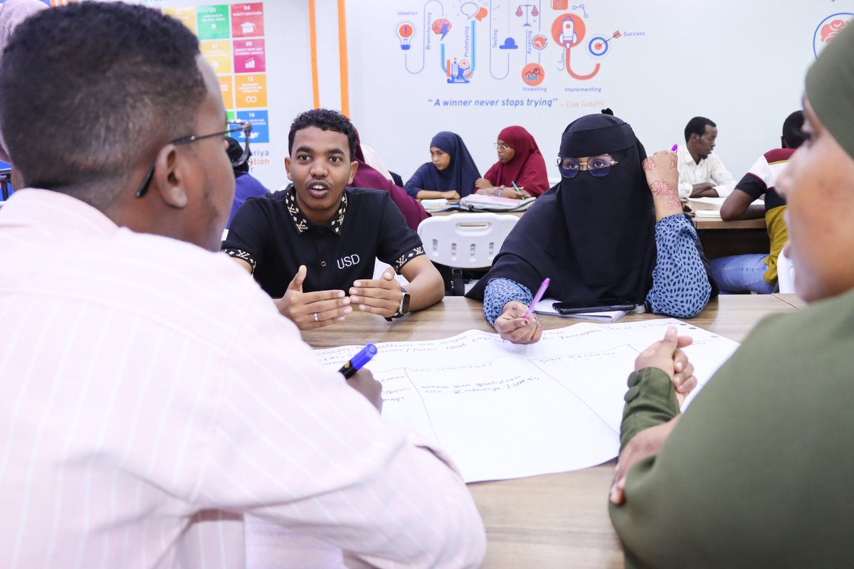 thejicenter's tweet image. At @thejicenter the 2nd batch of Entrepreneurship course is going smoothly. All of these young people who take advantage of this opportunity will get advice and guidance that can help them make their business plans real and successful.
#EntrepreneurshipProgram #StartUp