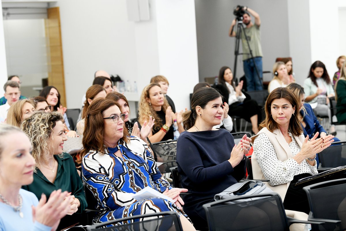 WOBAdria's tweet photo. Women on Boards konferenciju "Uspešne žene za uspešan region" u @Privrednakomora, završili smo predstavljanjem programa neprofitnog #WOBA udruženja. Predsednica WOBA, @BB_Braithwaite, i naša programska direktorka, @nevenadicic, predstavile su buduće regionalne aktivnosti. https://t.co/zCEbY4sS66