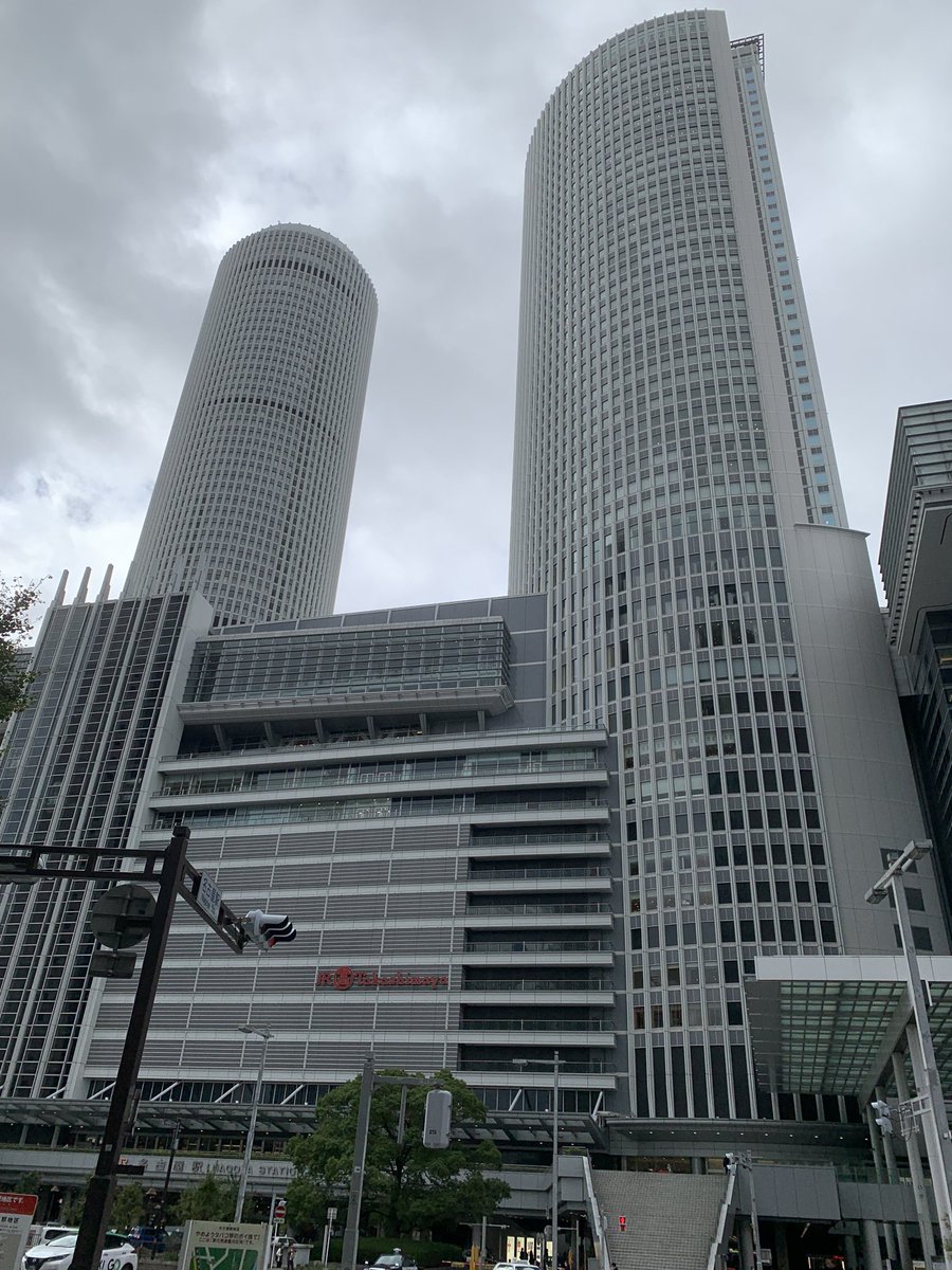 berunotabi's tweet photo. 旅垢だからねてきとーに土日行った場所でも載っけとく
あべのハルカス(大阪府)
名古屋のでかいやつ(愛知県)
東寺ってやつ(京都府)
大洗の海のイルミネーション(茨城県) https://t.co/cPE07uDnyB