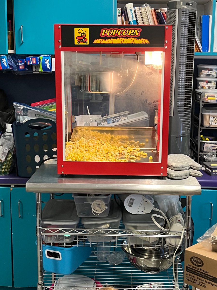 S_marfels's tweet photo. Testing out the new popcorn machine @basinviewdrive . Thanks to our @Basinview_PTP . Smells delicious @PrimaryNg https://t.co/UdEMlRBe1V