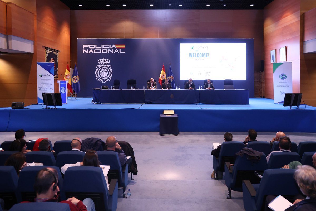 Policía Nacional tweet media