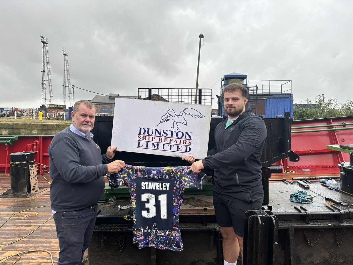 Great to have <a href="/staveleynick04/">Nicholas Staveley</a> from <a href="/hullfcofficial/">Hull FC</a> at the yard this morning! Even had time to have a sneak preview of the Arctic Corsair!
Best of luck for pre-season and 2024!