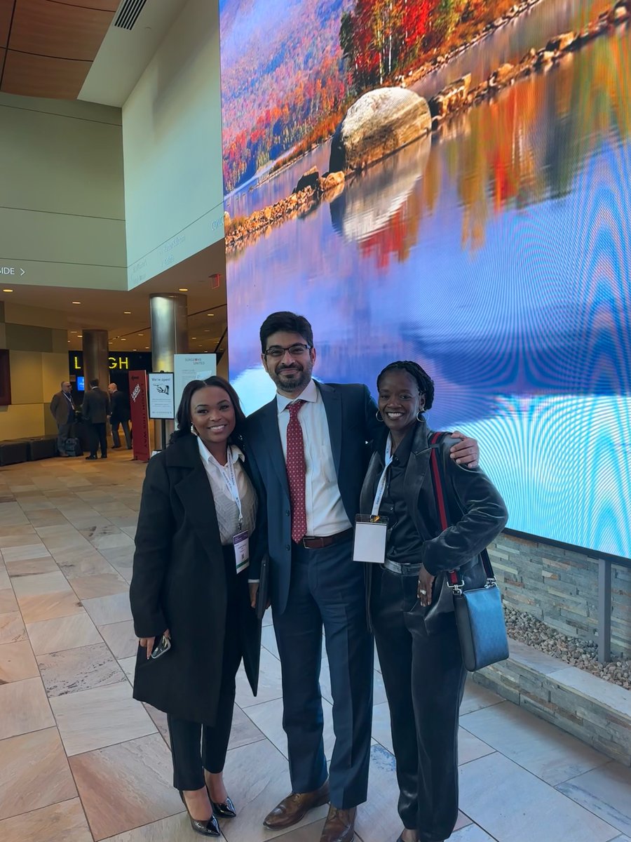 UAB Division Director of Surgical Oncology @drvikasdudeja, Administrative Director Marva Morgan, and Personnel Generalist Jazmyn Wright are enjoying the @AmCollSurgeons Clinical Congress! #ACSCC2023 #UABatACS2023