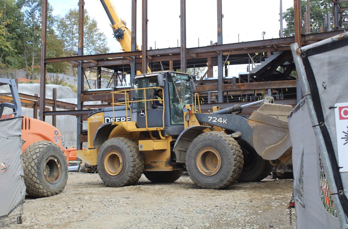 dial_online's tweet photo. Construction is underway as bulldozers roam back and forth across the Hackley campus. In order to create better spaces for their art and tech departments, Hackley has set its sights on developing the Center of Creative Arts and Technology. https://t.co/8Xfdn425L4