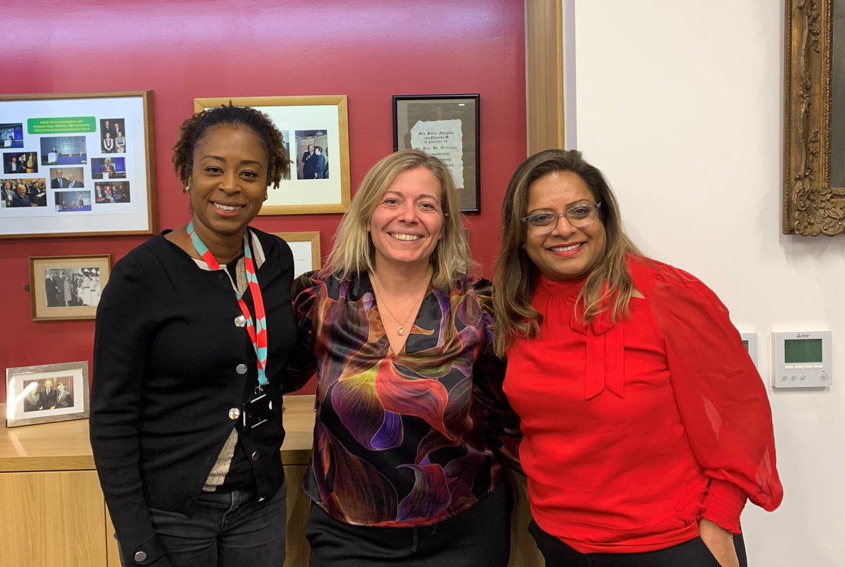 Dr Barbara Testoni @TestoniResearch pictured below (centre) with Dr Sandra Phillips (Team Lead, #ViralHepatitis) and Prof Shilpa Chokshi (AD @Inst_of_Hep  and PI of the #Liver #Immunology Group.
@ChokshiLab @SandraP97_1
#livertwitter #LiverCancerAwarenessMonth
#hepatocites #HBV