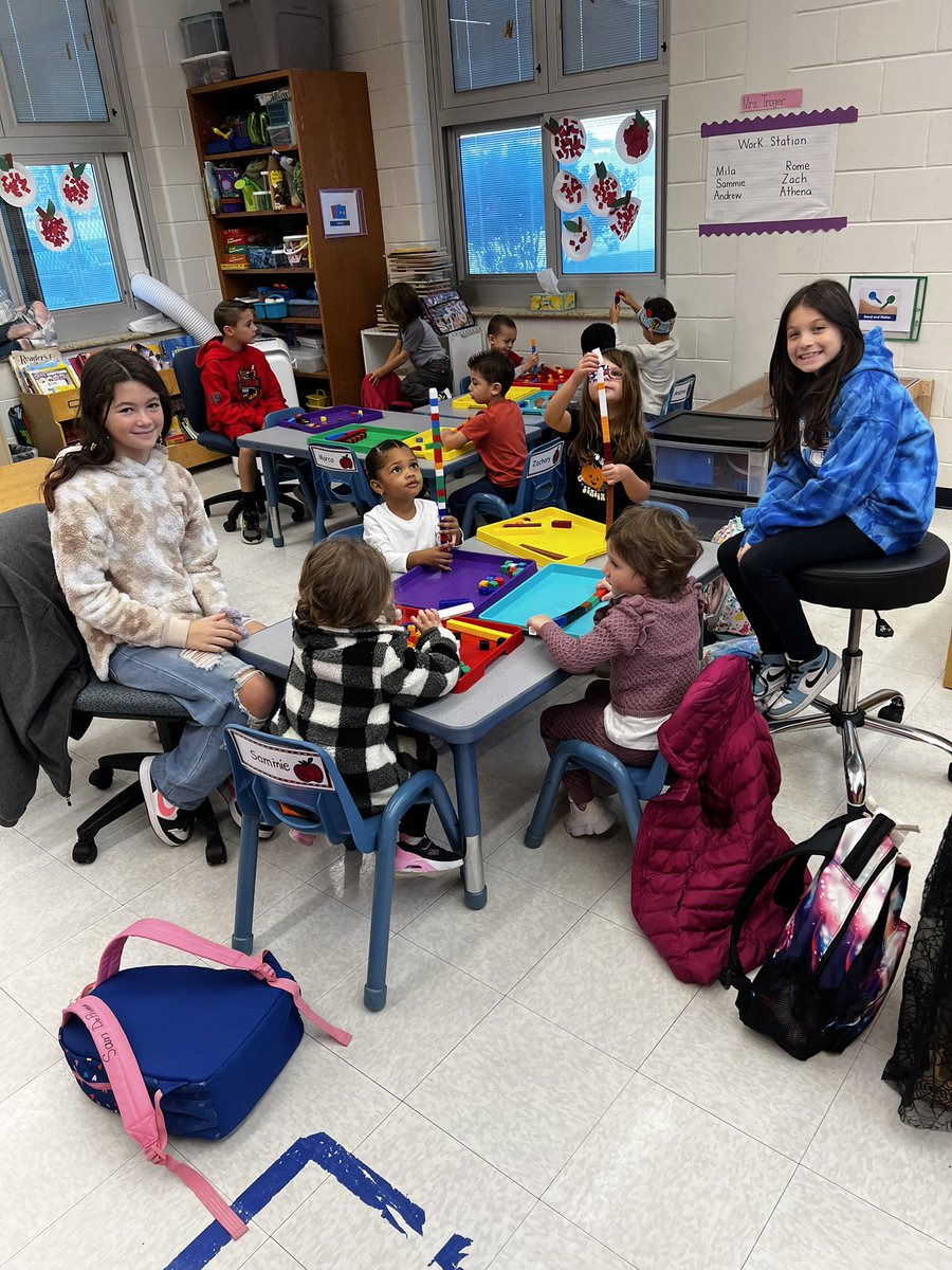 Alyssa Cohen tweet media