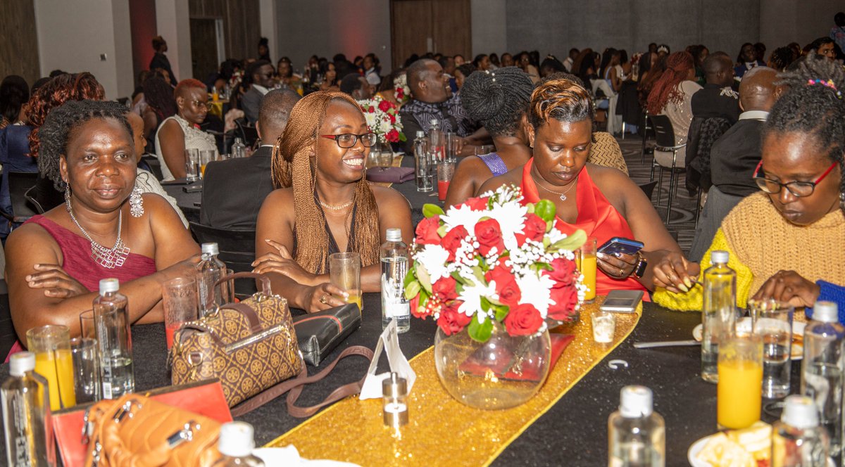 ExperienceUSIU's tweet photo. Two days before the 45th Commencement Ceremony, USIU-Africa hosted a glamorous graduation dinner to celebrate the university’s latest cohort of graduates, as they marked a significant milestone in their educational journey.
#USIUClassOf2023
#GraduationDinner
📸 Danstone Barry https://t.co/XLU8JeJP3H