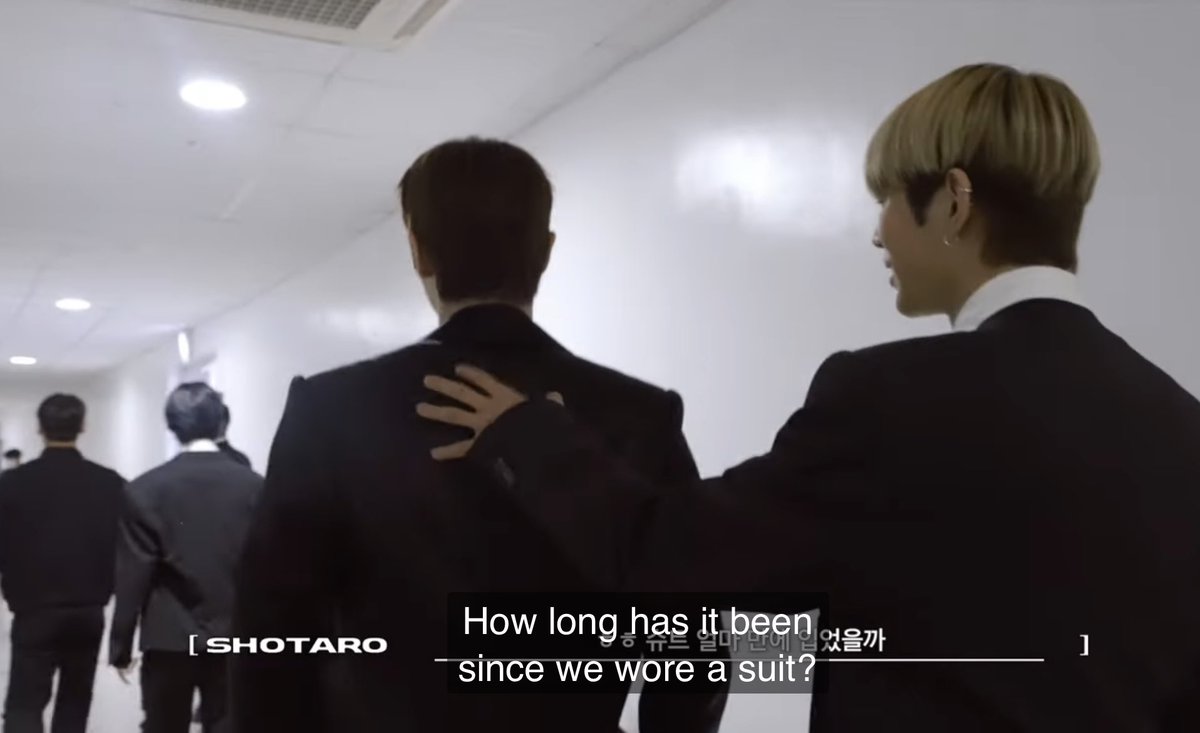 tarosfile's tweet photo. shotaro asking sungchan "how long has it been since we wore a suit?"

oh shotaro 😔💔 https://t.co/xZZs78RXqY
