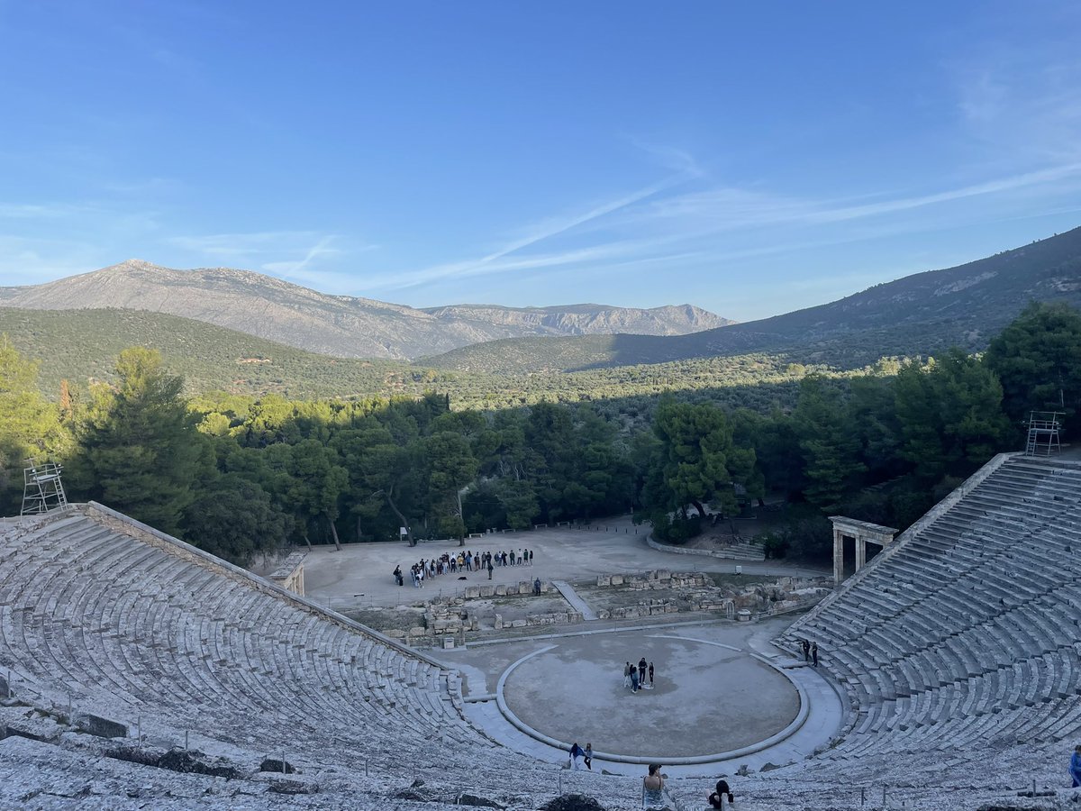 ClassicsFelsted's tweet image. Our final day in Greece! This morning we enjoyed the view and acoustics in the theatre of Epidauros, and imagined Agamemnon returning to his palace at Mycenae!