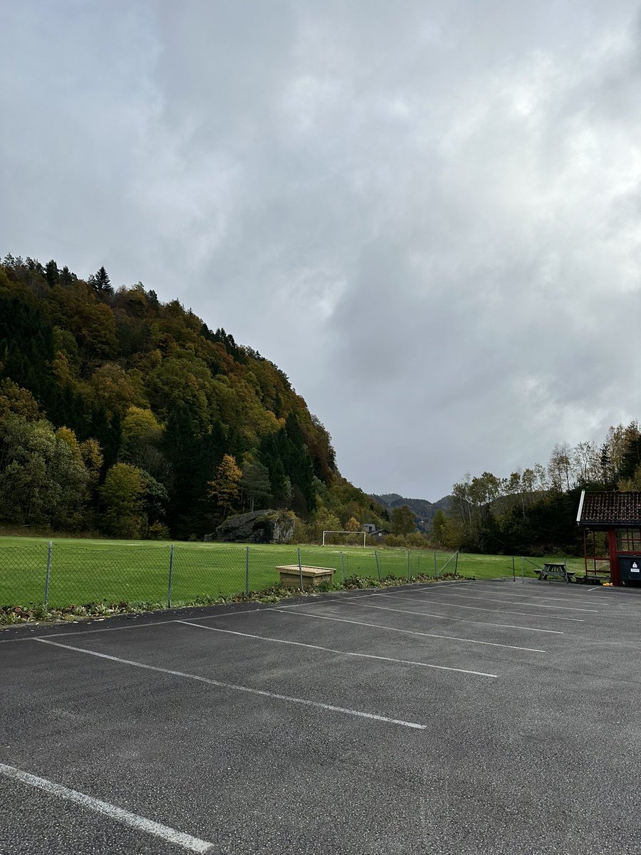 bah1994's tweet photo. Orrekjerra Gress, Feda IL. 

(58.2691458, 6.8184184)

#stadionhjerte https://t.co/ix2Robahyf