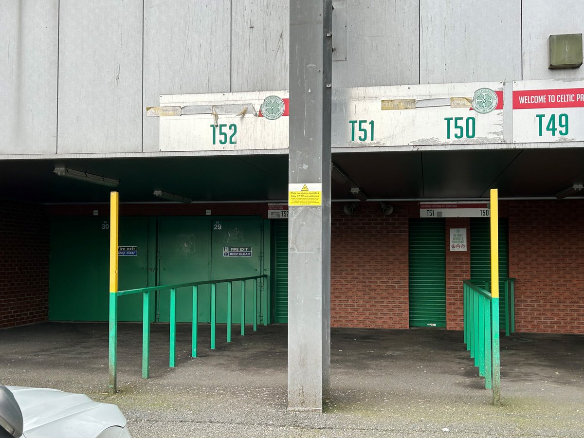 Info for tom night to Accessible ST holders who enter the Stadium via Gate 27, this Gate will no longer be in operation and you should enter via Gate 29 which is located to the left of Gate 27 on approach to the Stadium. This will be your entry Gate going forward @CelticFCSLO