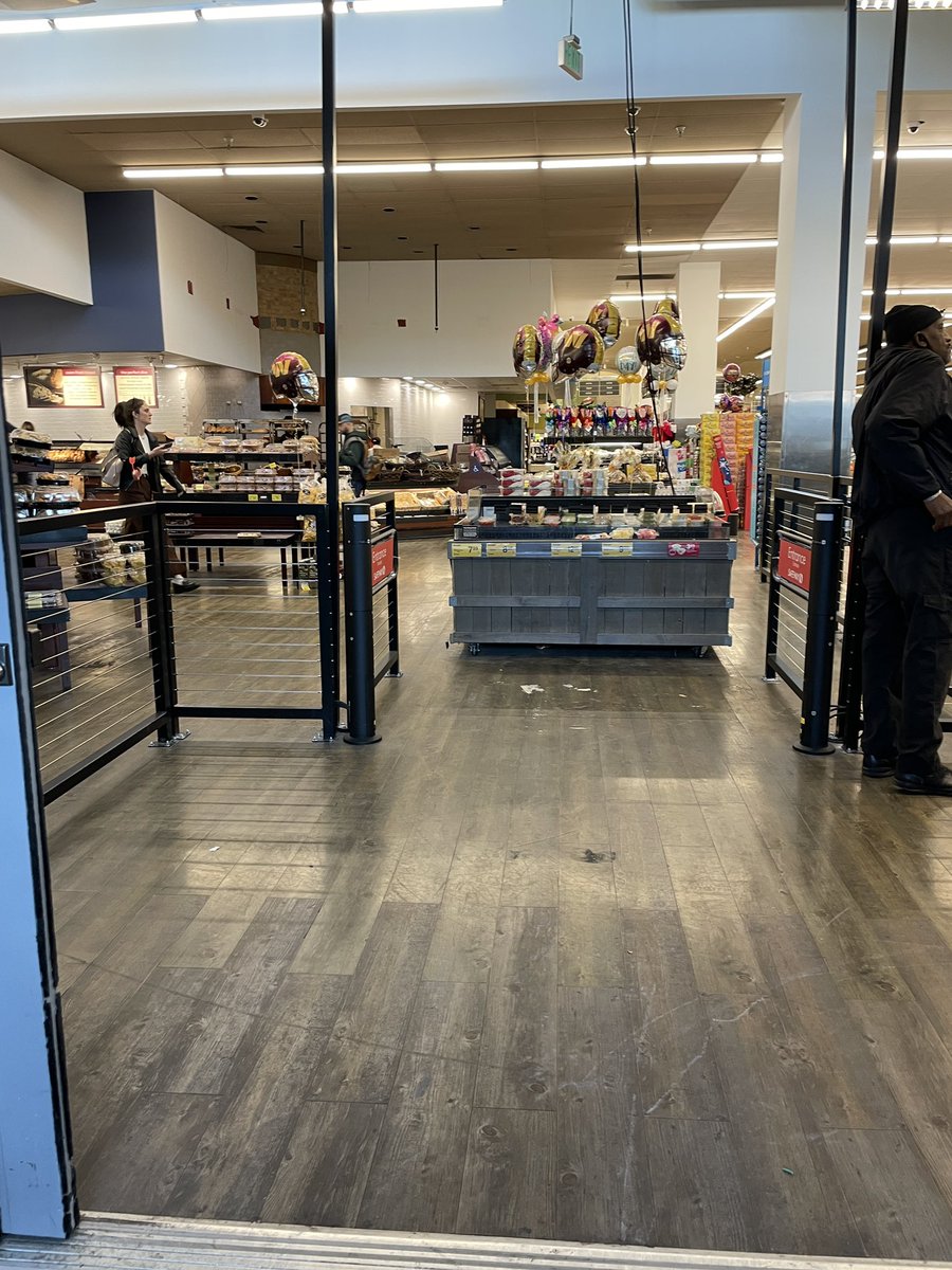 SWDCnewsies's tweet photo. New exit system at Safeway on 4th st. Security cameras installed over checkout lanes too. https://t.co/CmWtaDs6ge