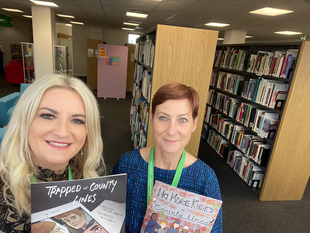 ChristiGabbitas's tweet photo. Lovely to chat with Karen Childs-Smith @NSPCC More coming soon about where you can access my stories through their platform. Never underestimate the power of storytelling.
#cce #countylines #safeguarding
To learn more tune into @RadioHumberside @CarlaGreene84 26th Oct 11.00am https://t.co/PdmABaeaBg
