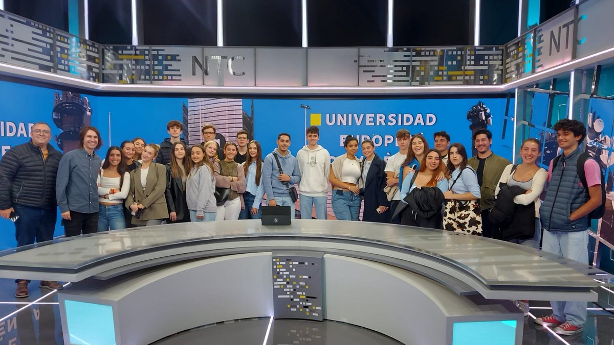 Juan Carlos Asensio-Soto (@jasenso) on Twitter photo Un año más, los alumnos de CFGS de Marketing y Publicidad de la <a href="/UEValencia/">Universidad Europea de Valencia</a> han tenido la oportunidad de visitar las instalaciones de la RTVV <a href="/apunt_media/">À Punt</a> 📺
👏 Muchas gracias a <a href="/albvicent/">Albert Vicent</a> <a href="/Juancamabo/">juan</a> y a todo el equipo por su tiempo y amabilidad 🤍 Un año más, los alumnos de CFGS de Marketing y Publicidad de la <a href="/UEValencia/">Universidad Europea de Valencia</a> han tenido la oportunidad de visitar las instalaciones de la RTVV <a href="/apunt_media/">À Punt</a> 📺
👏 Muchas gracias a <a href="/albvicent/">Albert Vicent</a> <a href="/Juancamabo/">juan</a> y a todo el equipo por su tiempo y amabilidad 🤍