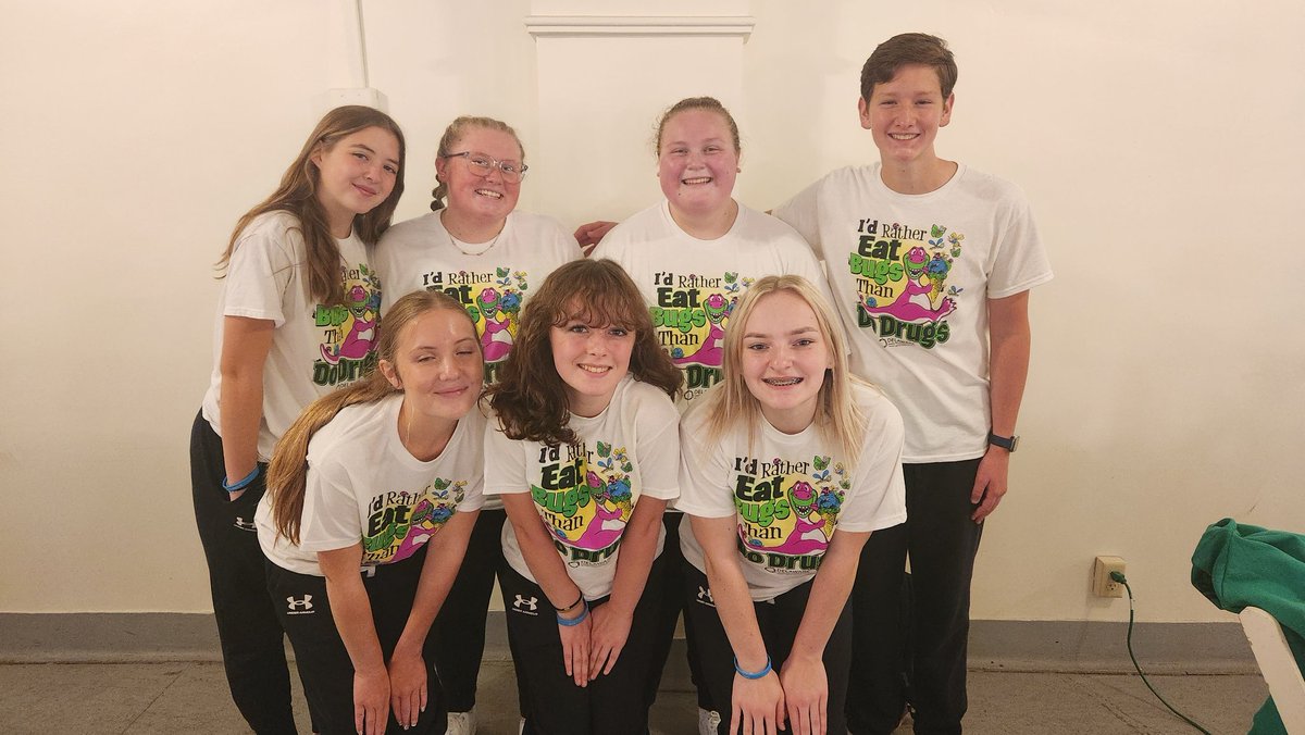 CowanGuidance's tweet photo. Our students did a wonderful job at the Red Ribbon Communjty Breakfast! The Pride Team had great performances! https://t.co/NLFG6kVaJf
