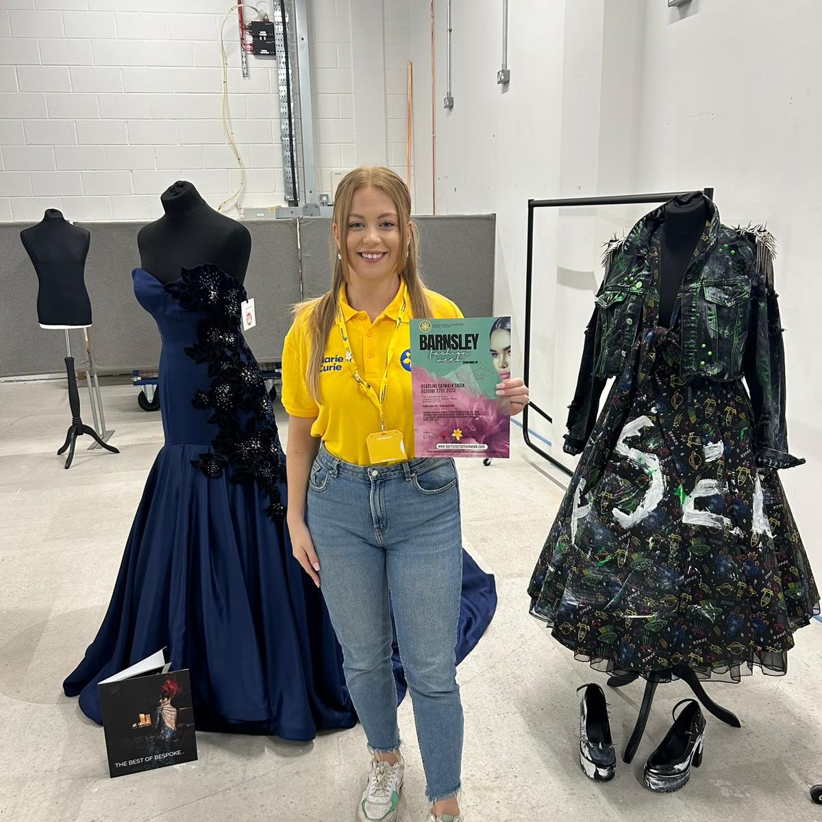 This morning I visited the #BarnsleyFashionWeek pop-up shop at <a href="/TGWBarnsley/">The Glass Works</a> ahead of the headline catwalk show this Friday! The event at #Barnsley Metrodome has been organised by the incredible Barnsley Rockley Rotary Club, who have kindly chosen to support Marie Curie!💛