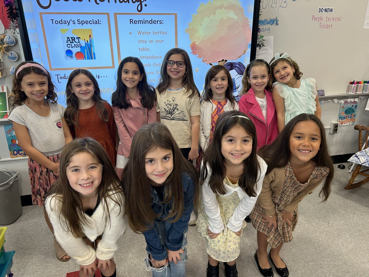 Ahhhh I just love picture day!! 📸❤️ We are fancy, fancy, fancy!! <a href="/MRSroadrunners/">Middle Road School</a> Room 28 has the sweetest smiles 😁