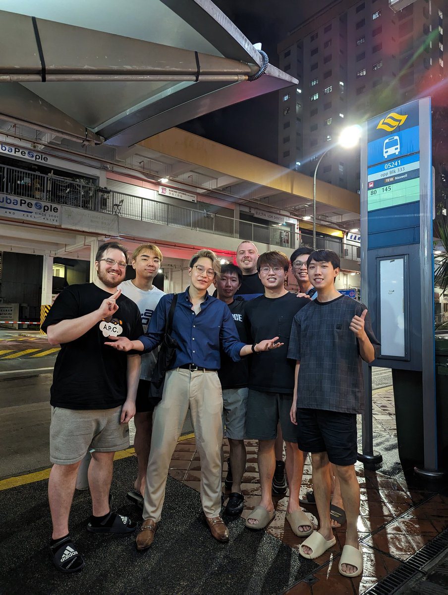Edward Tan tweet media