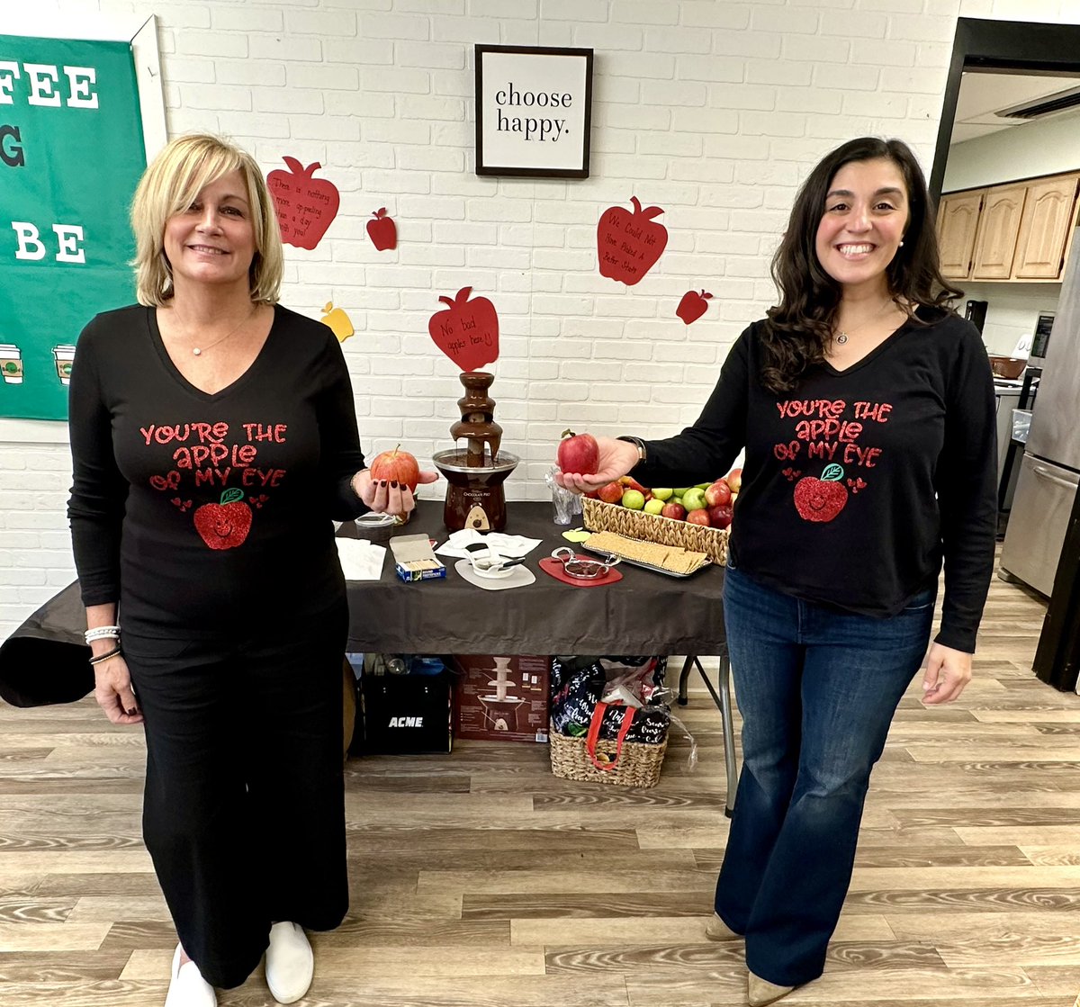 Mrs. Cara Borgia tweet media