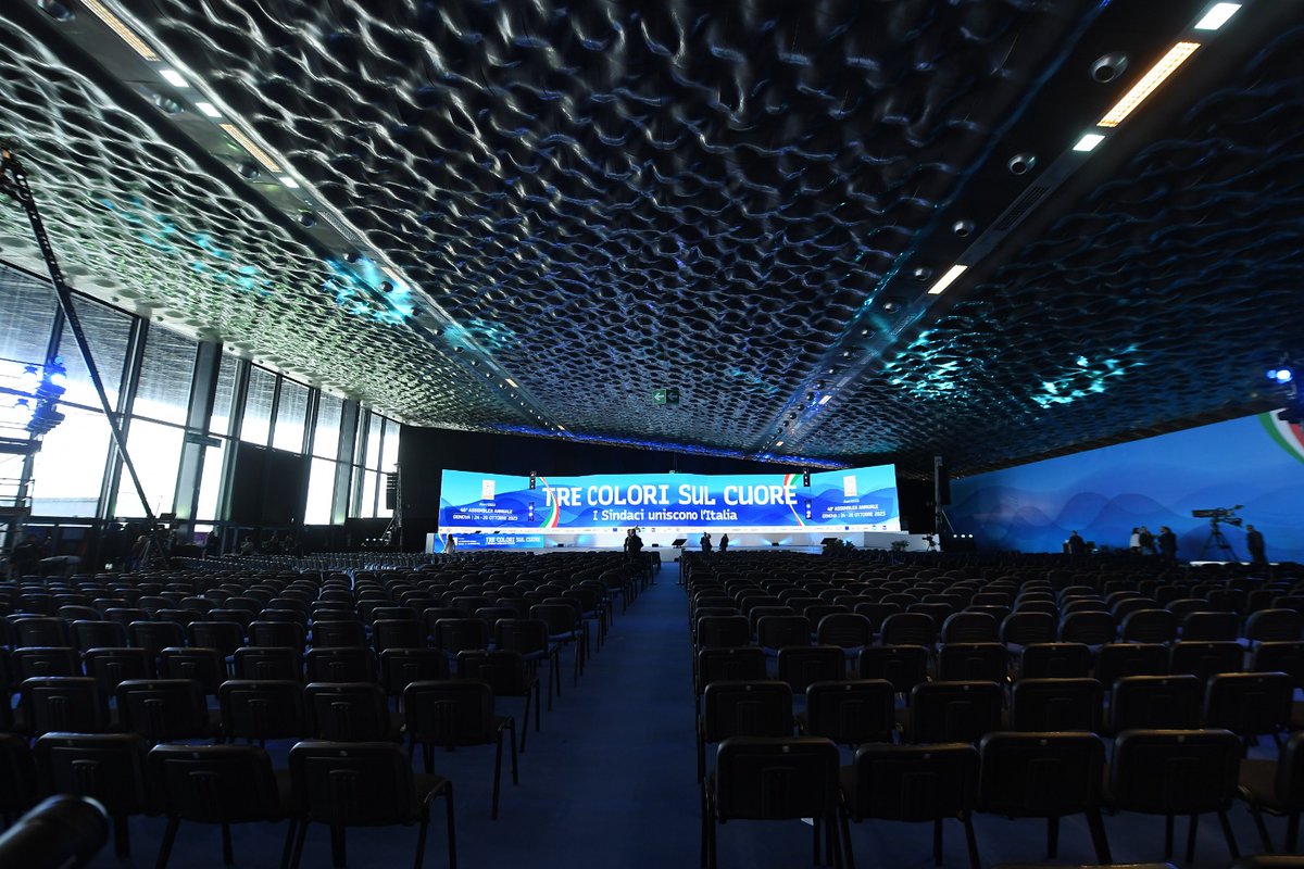ANCI_comunicare's tweet photo. Manca poco all'inizio della 40^ Assemblea Annuale Anci. 

L'appuntamento per la cerimonia di apertura, che si terrà alla presenza del Presidente della Repubblica, é alle 17:30.

Segui e commenta l'evento con #anci2023! https://t.co/HiPmm4urCH