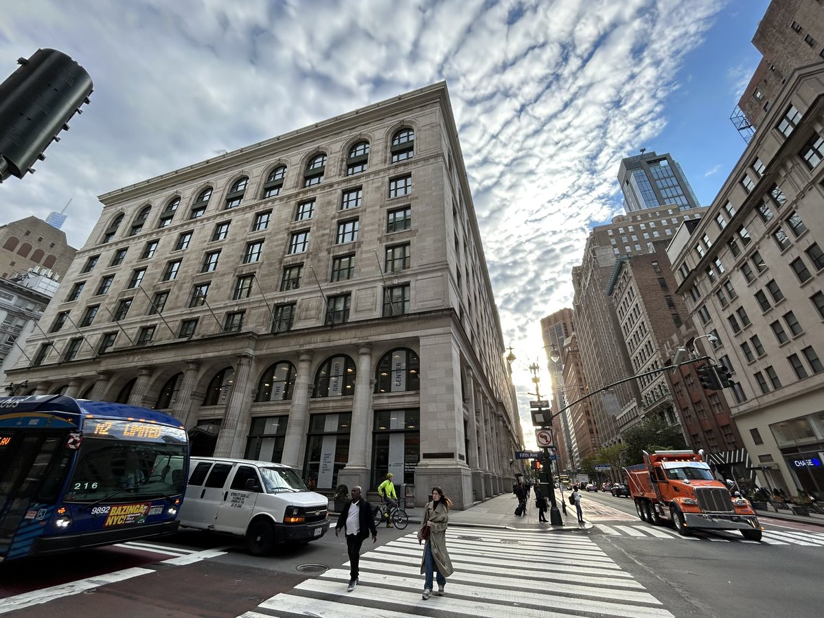 I am freshly tenured at @GradCenterNews in Psychology!!